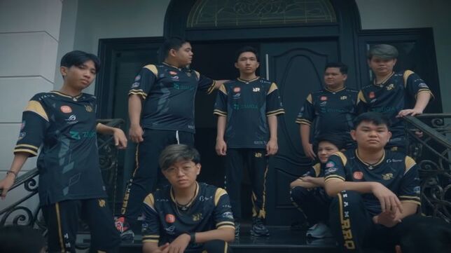 Raih 2 Kemenangan Krusial, RRQ Hoshi Semakin Kokoh Di Puncak Klasemen MPL ID Season 9