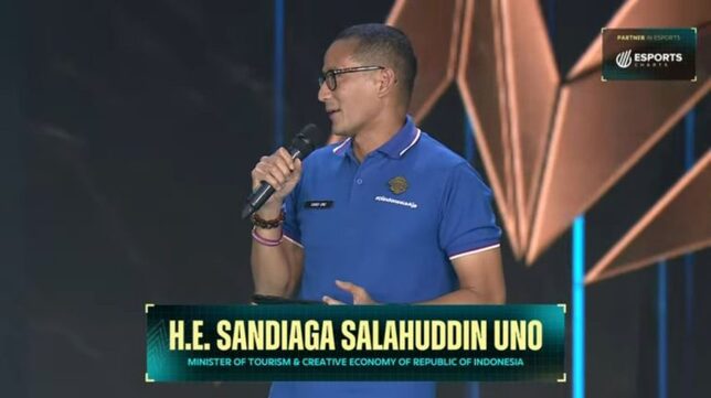 Tonton Langsung M4, Sandiaga Uno Beri Dukungan Kepada Tim Indonesia